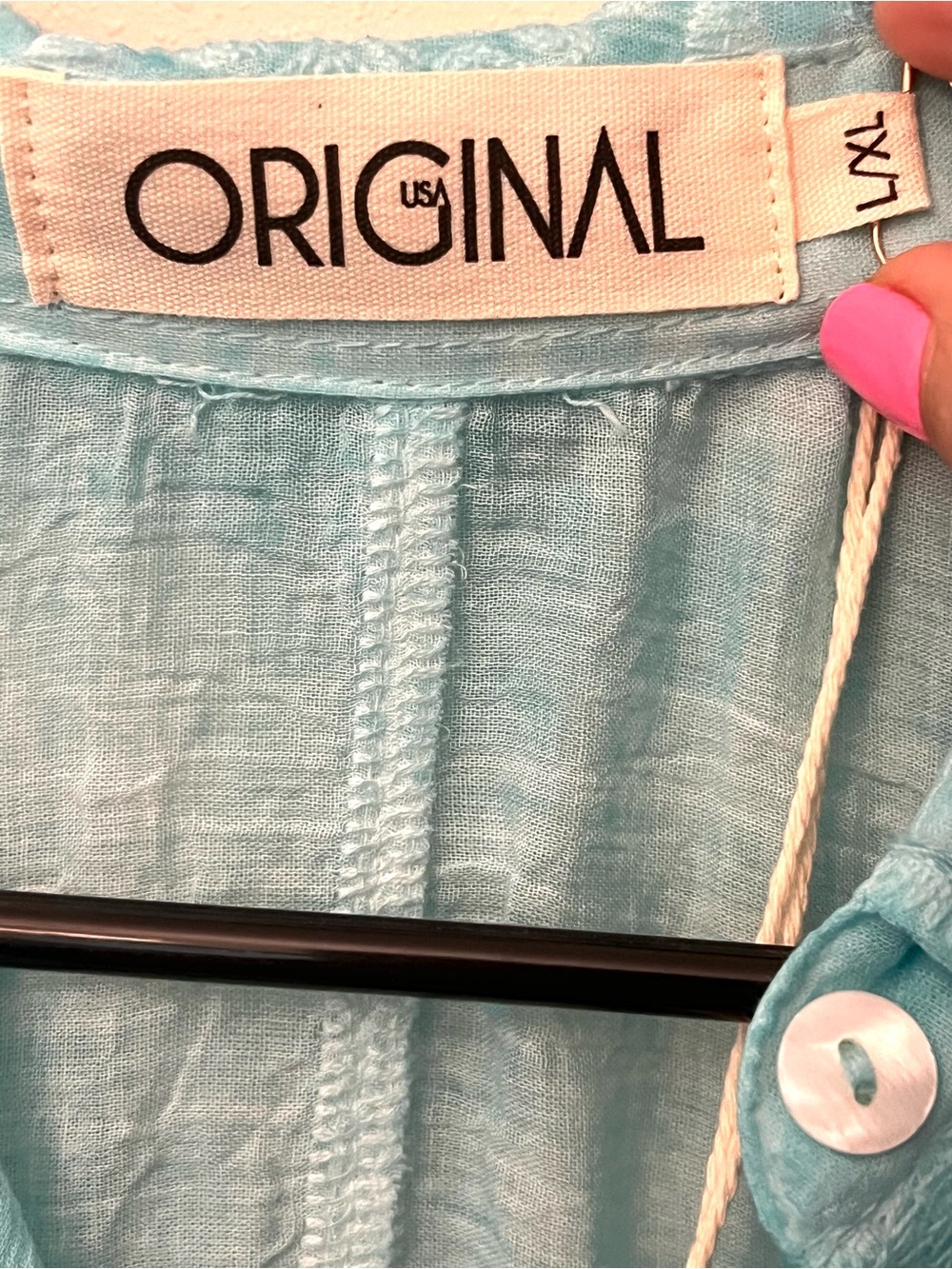 NWT Original brand aqua cropped sheer button down blouse with embroidery detail - Picture 3 of 3